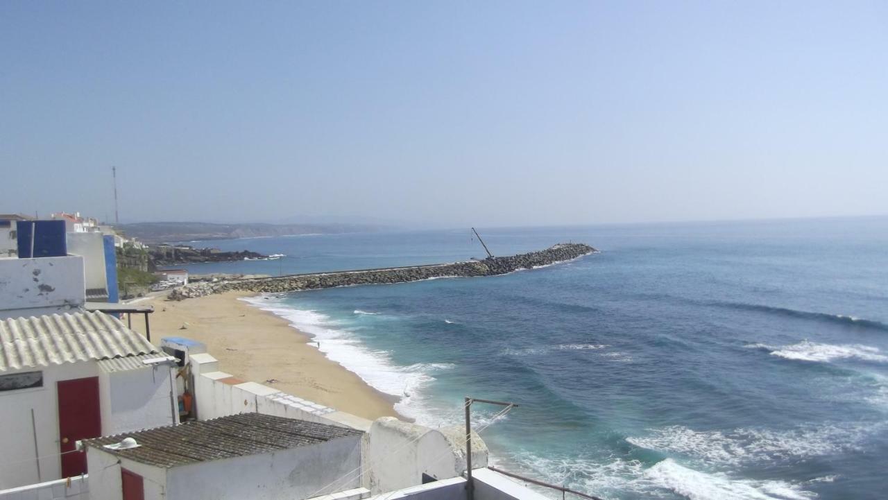 אריסרייה Cliff House Next To Beach מראה חיצוני תמונה